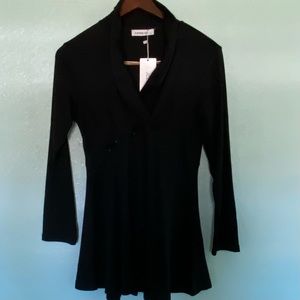 MOQIVGI Black Long Sleeve V-Neck Tunic
